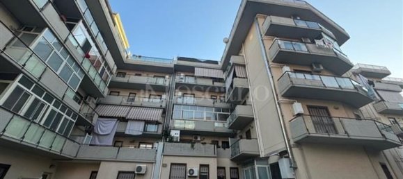 3 rooms Apartment in Catania, Italy No. 159532 19