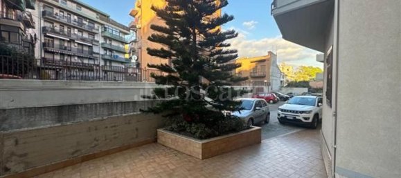 3 rooms Apartment in Catania, Italy No. 159532 18