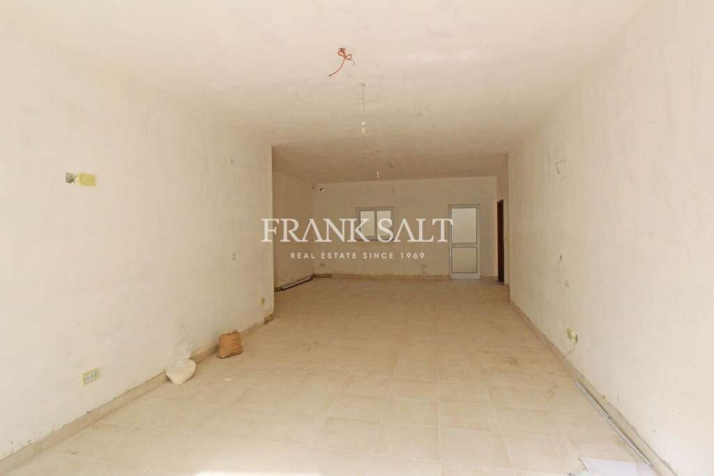 Centre commercial à Attard, Malta 79m² No. 13122