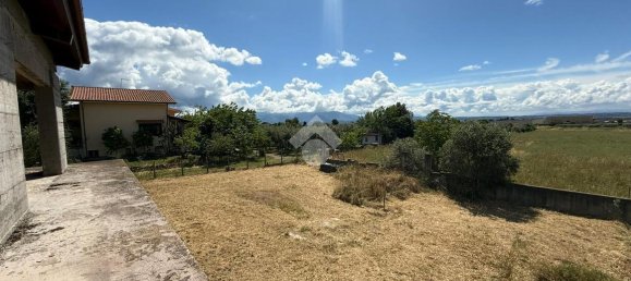 5-salle Maison à Fiano Romano, Italy No. 4544 45