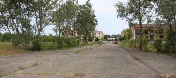  Land in Fidenza, Italy No. 334788 4