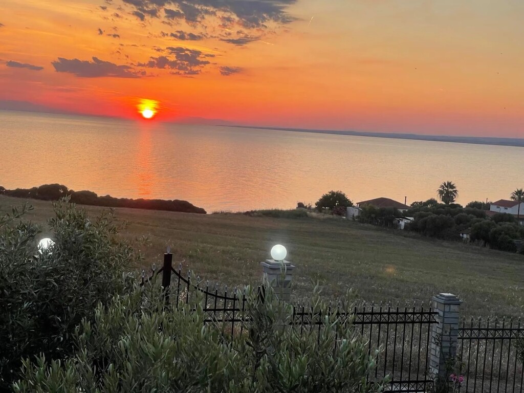 2 bedrooms Commercial property in Chalkidiki, Greece No. 53403