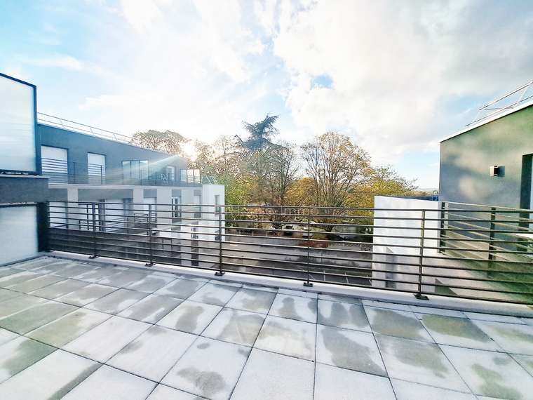 Apartamento de 2 dormitorios en Champs-sur-Marne, France No. 181515