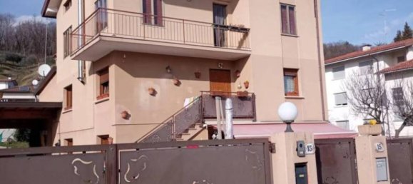 2 bedrooms Apartment in Pordenone, Italy No. 122238 3