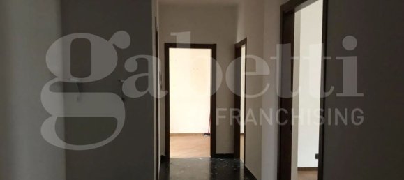 Apartamento de 3 habitaciónes en Biella, Italy No. 259739 4
