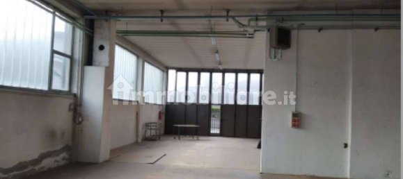 Entrepôt à Meda, Italy 470m² No. 305936 4