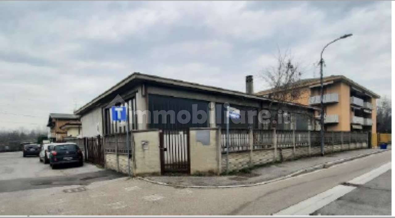 Entrepôt à Meda, Italy 470m² No. 305936