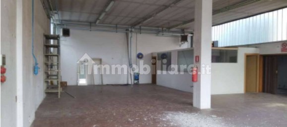 Entrepôt à Meda, Italy 470m² No. 305936 3