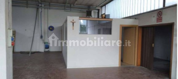 Entrepôt à Meda, Italy 470m² No. 305936 7