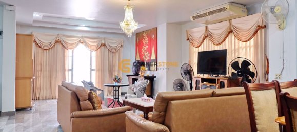 Haus in Pattaya, Thailand 280m², Nr. 70671 9