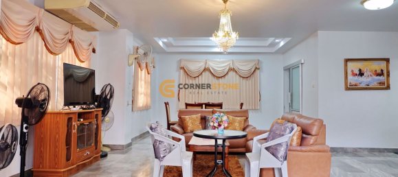 Haus in Pattaya, Thailand 280m², Nr. 70671 8