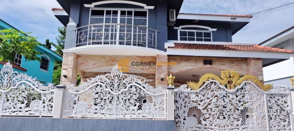 Haus in Pattaya, Thailand 280m², Nr. 70671 2