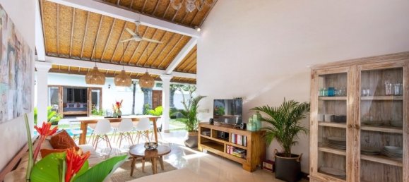 4 bedrooms Villa in Seminyak, Indonesia No. 3232 11