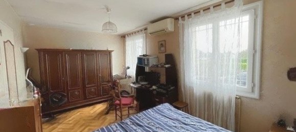 2 Schlafzimmer Haus in Saint-Ay, France, Nr. 251198 5