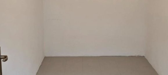 11m² Office in San Michele al Tagliamento, Italy No. 119912 3