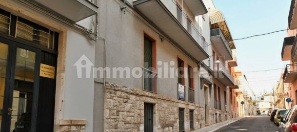 Apartamento de 3 dormitorios en Putignano, Italy No. 85126 25