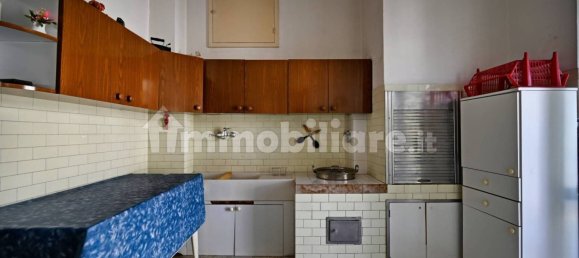 Apartamento de 3 dormitorios en Putignano, Italy No. 85126 3
