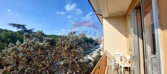 5 rooms Apartment in Jesi, Italy No. 190437 10