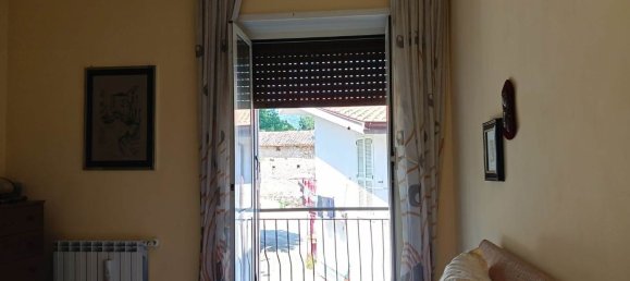 3 bedrooms Apartment in Sgurgola, Italy No. 317216 9