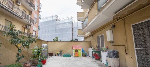 3 rooms Apartment in Rome, Italy No. 34021 24