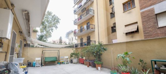 3 rooms Apartment in Rome, Italy No. 34021 26