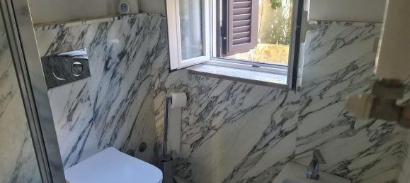 5 rooms House in Carrara, Italy No. 164984 10