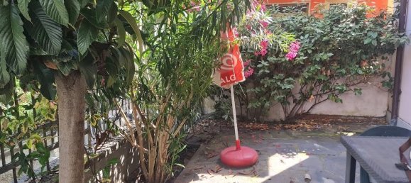 5 rooms House in Carrara, Italy No. 164984 8