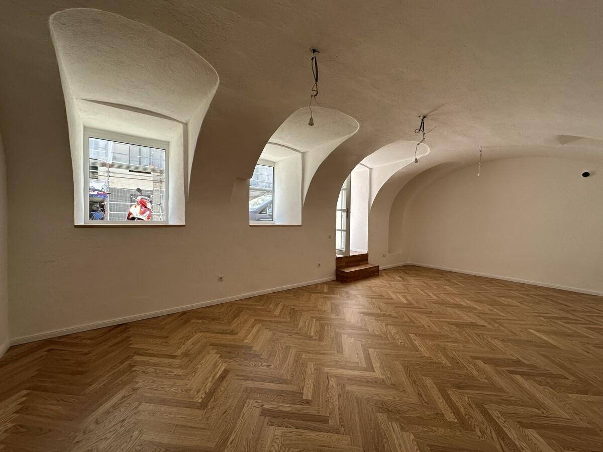 78m² Commercial property in Alsergrund, Austria No. 158326