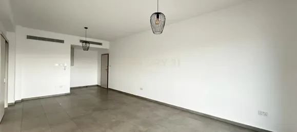 2 bedrooms Apartment in Germasogeia, Cyprus No. 3386 7