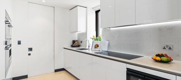 2 bedrooms Apartment in London, United Kingdom No. 13225 9