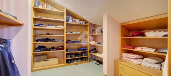 7 bedrooms Villa in Rosta, Italy No. 272011 23