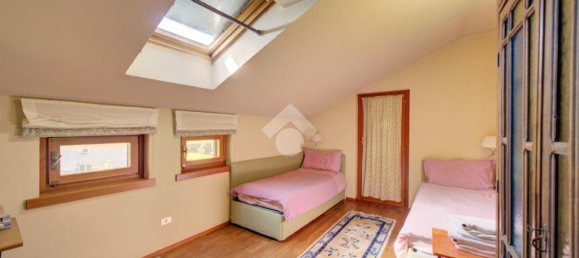 7 bedrooms Villa in Rosta, Italy No. 272011 22