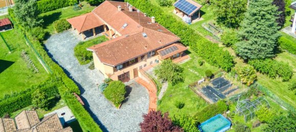 7 bedrooms Villa in Rosta, Italy No. 272011 4