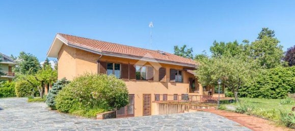 7 bedrooms Villa in Rosta, Italy No. 272011 9