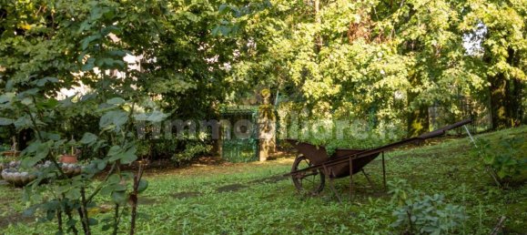 Квартира с 2 спальнями в Узмате Велате, Италия № 352050 13