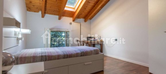 Квартира с 2 спальнями в Узмате Велате, Италия № 352050 5