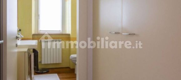 Квартира с 2 спальнями в Узмате Велате, Италия № 352050 37