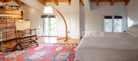 Квартира с 2 спальнями в Узмате Велате, Италия № 352050 40