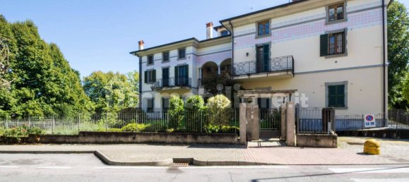 Квартира с 2 спальнями в Узмате Велате, Италия № 352050 21