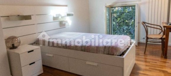 Квартира с 2 спальнями в Узмате Велате, Италия № 352050 9