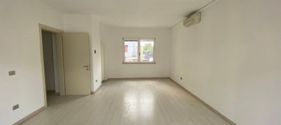 Escritório em Casale sul Sile, Italy 101 m² N.º 191960 2