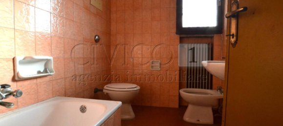 4 bedrooms Villa in Villafranca Padovana, Italy No. 321734 10