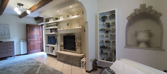 3 Schlafzimmer Wohnung in Gavardo, Italy, Nr. 185492 8