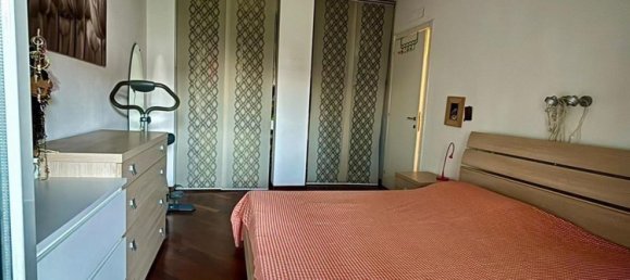 5 rooms Apartment in Massa, Italy No. 273803 14