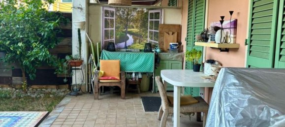 5 rooms Apartment in Massa, Italy No. 273803 5