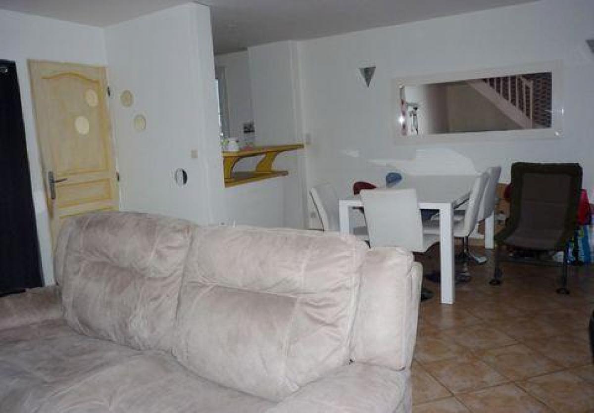 2 Schlafzimmer Haus in Annay, France, Nr. 3818