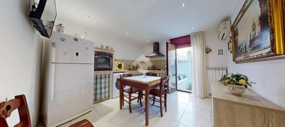 Дом с 3 комнатами в Франкавилла Фонтана, Италия № 22692 3