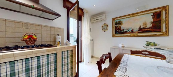 Дом с 3 комнатами в Франкавилла Фонтана, Италия № 22692 19