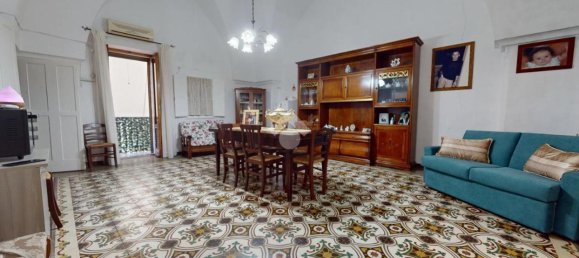 Дом с 3 комнатами в Франкавилла Фонтана, Италия № 22692 4