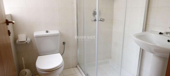 2 bedrooms Apartment in Gzira, Malta No. 9330 8